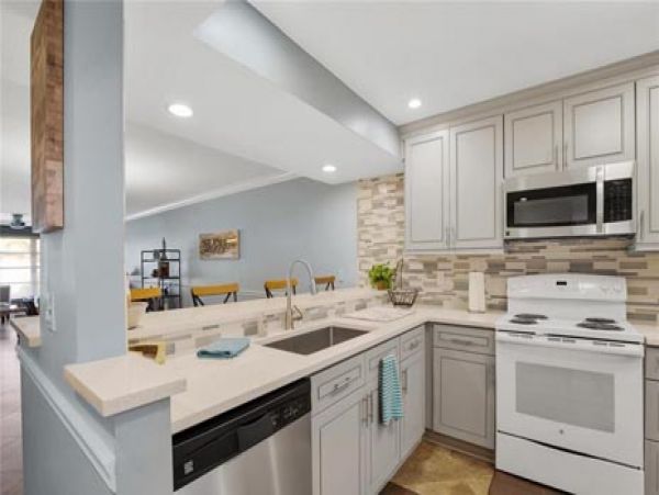 Naples Condo 970809
