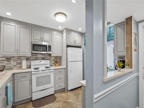 Naples Condo 970809