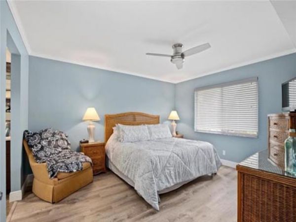 Naples Condo 970809