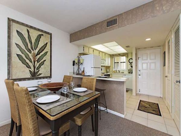 Naples Condo 970811