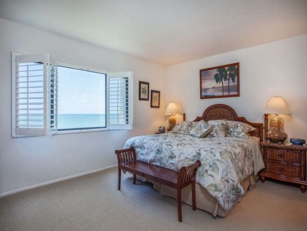 North Naples Vacation Rental On The Beach