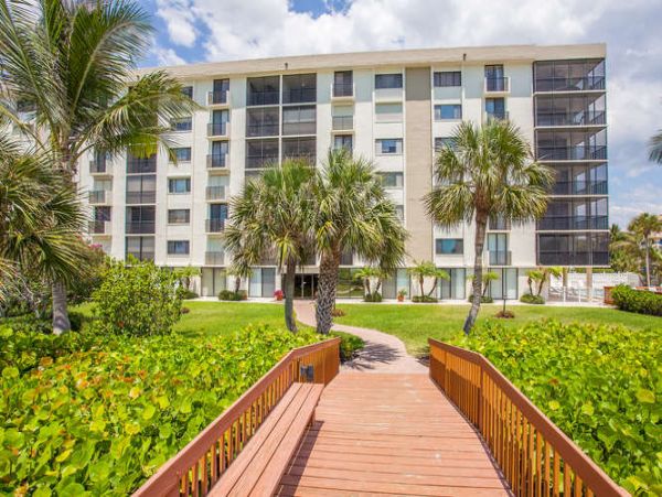 North Naples Vacation Rental On The Beach