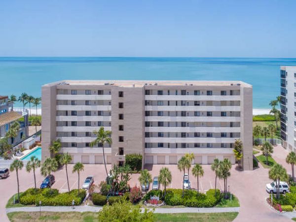 North Naples Vacation Rental On The Beach