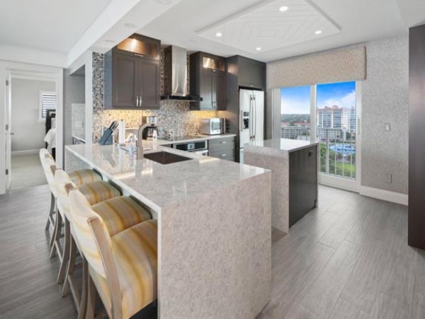 Naples Condo 970820