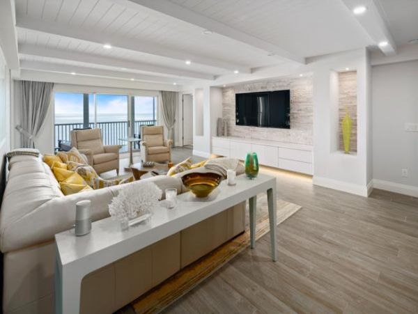 Naples Condo 970820