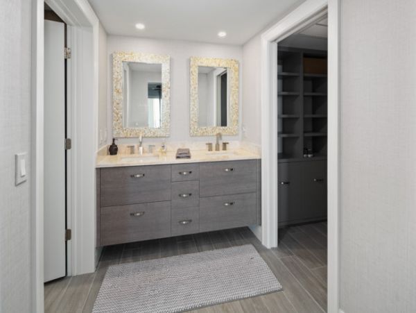 Naples Condo 970820