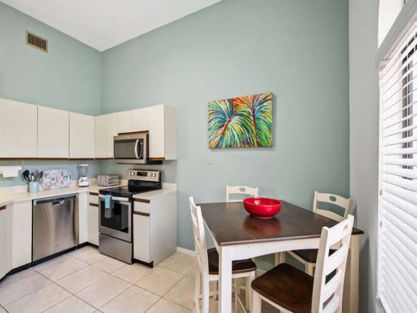 Naples Condo 970822
