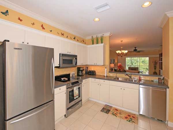 Naples Condo 970825