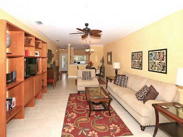 Naples Condo 970825