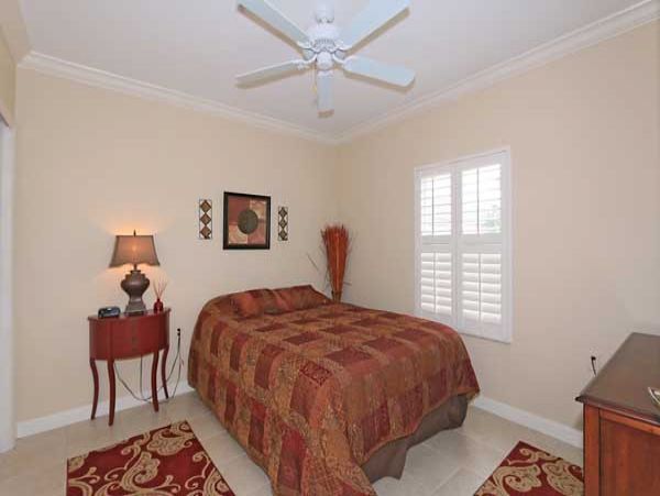 Naples Condo 970825