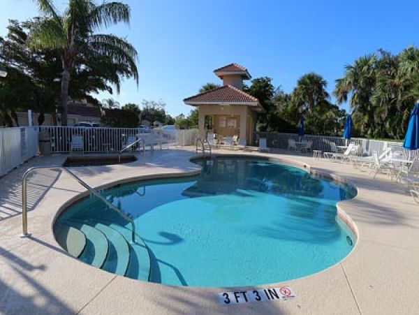 Naples Condo 970829