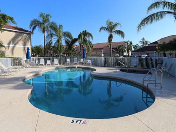 Naples Condo 970829