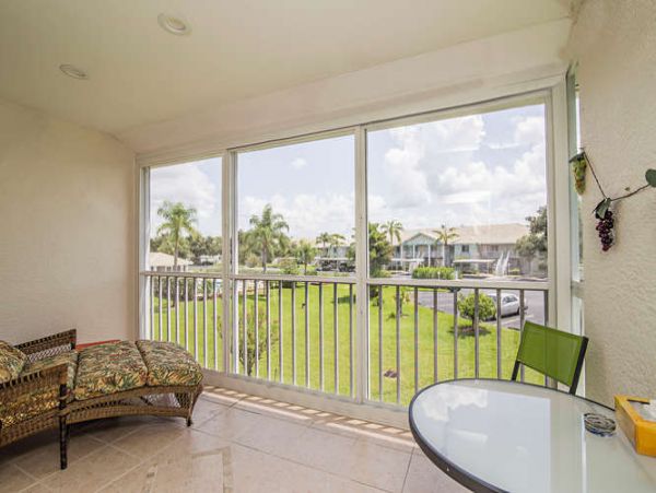 Naples Condo 970840