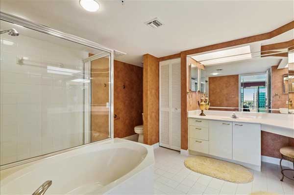 Naples Condo 970844