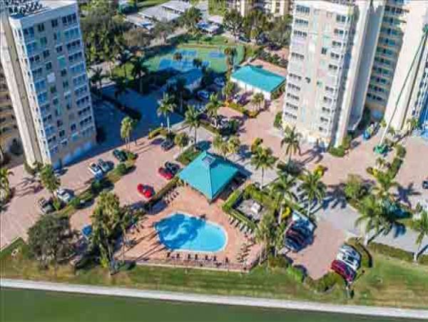 Naples Condo 970844