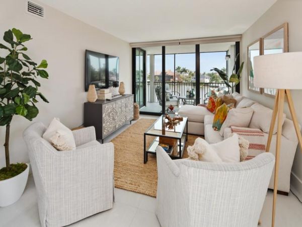 Naples Condo 970845