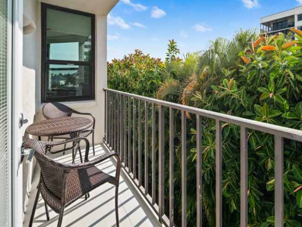 Naples Condo 970845
