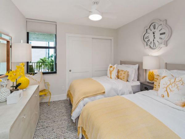 Naples Condo 970845