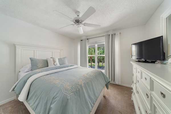 Naples Condo 970855