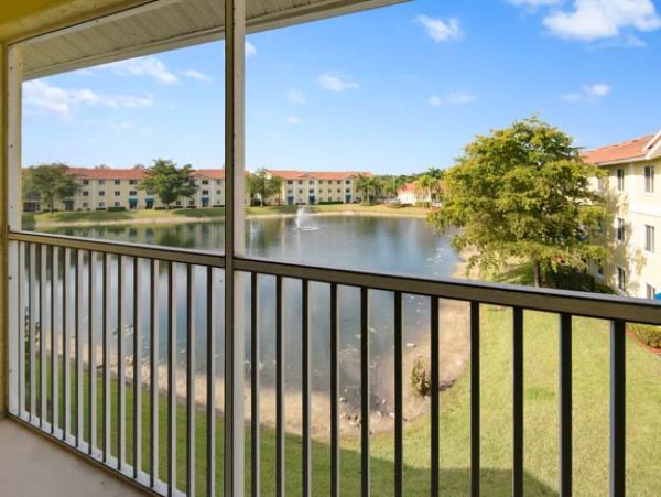 Naples Condo 970860