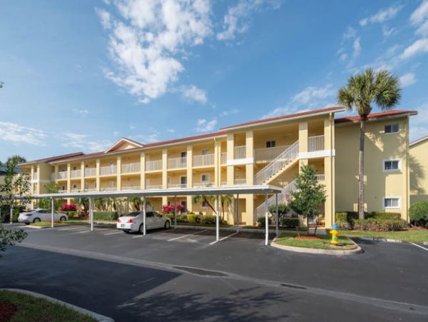 Naples Condo 970860
