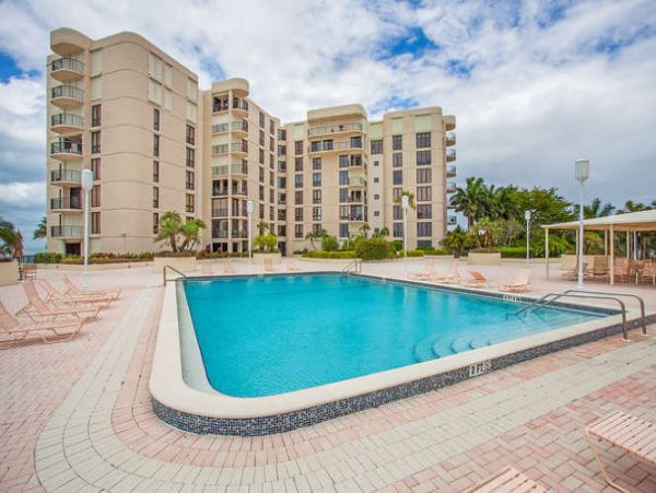 Naples Condo 970863