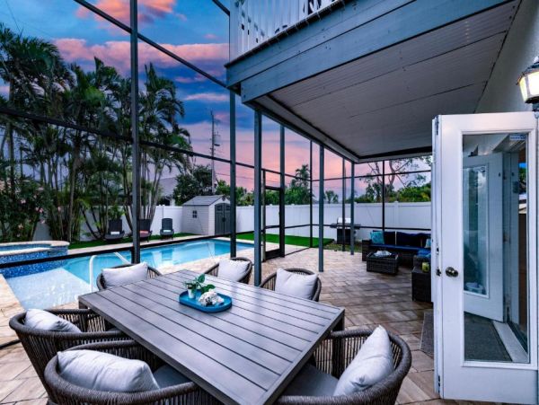 Private Pool Vacation Home in Naples Four Bedroom