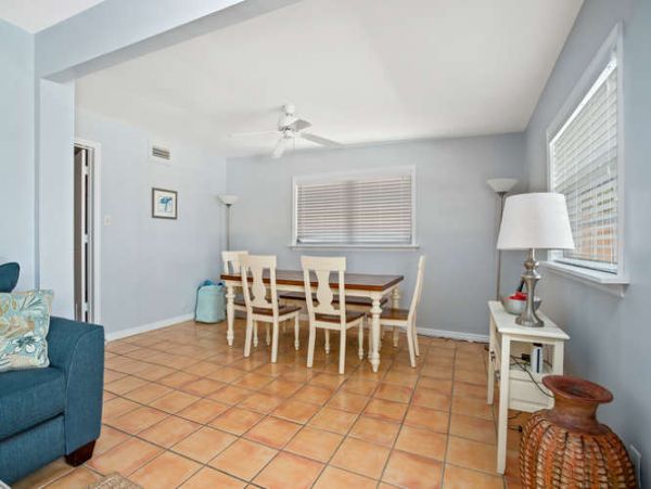 Naples Home 970873