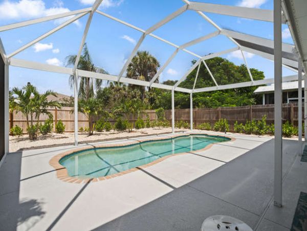 Naples Home 970873