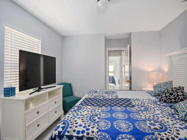 Naples Home 970873