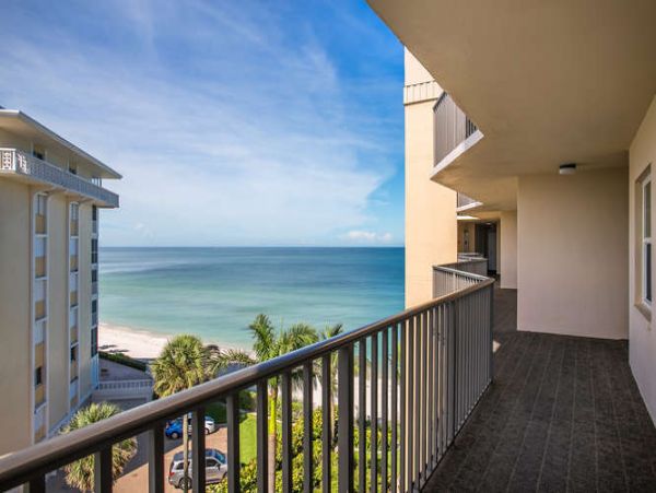 Naples Condo 970876