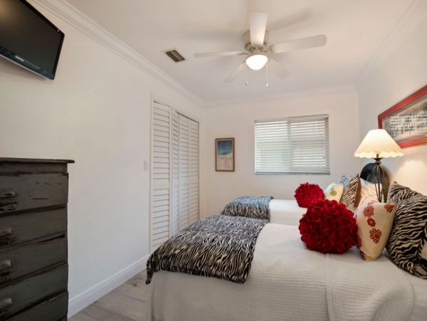 Naples Home 970881