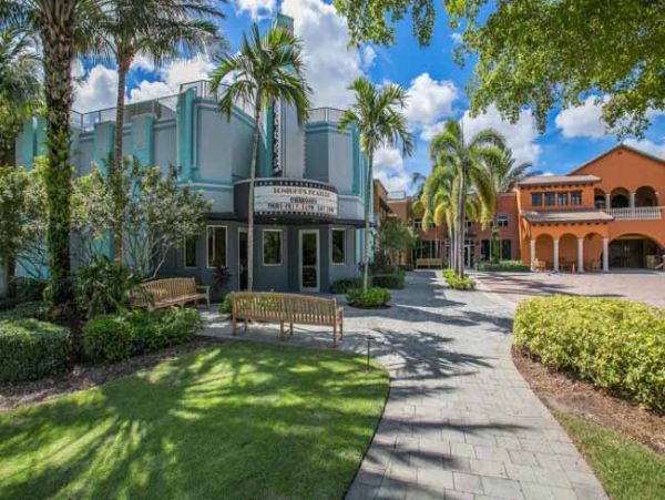 Naples Home 970896