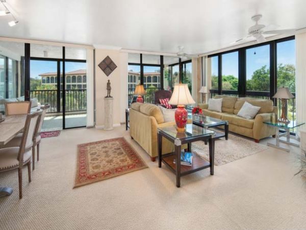 Naples Condo 970901