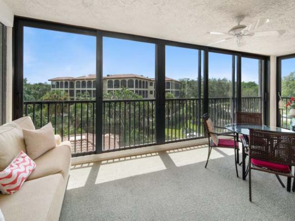 Naples Condo 970901