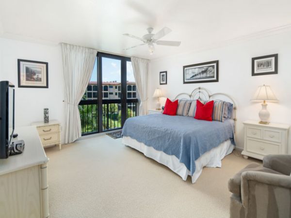 Naples Condo 970901