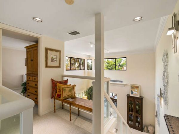Naples Home 970902