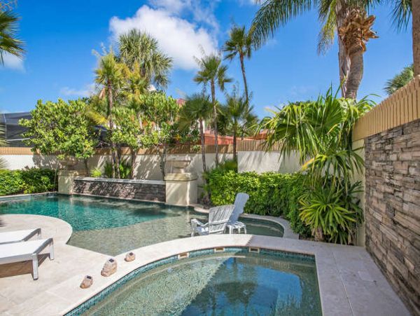 Naples Home 970902