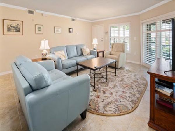 Naples Condo 970905