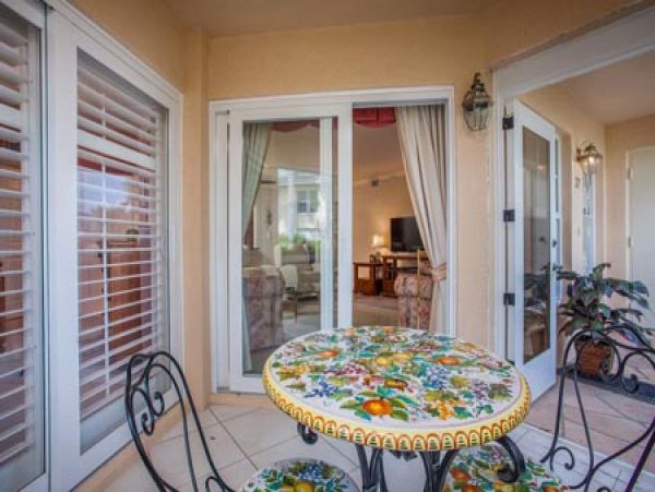 Naples Condo 970905