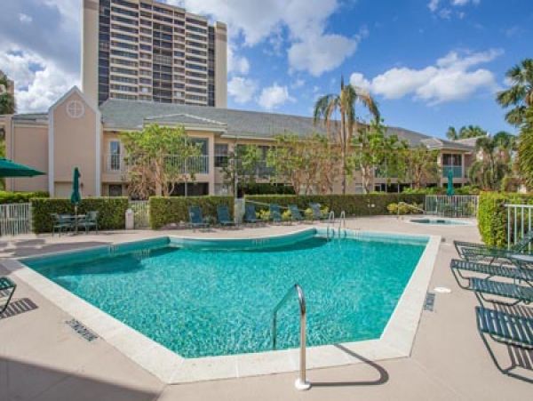 Naples Condo 970905