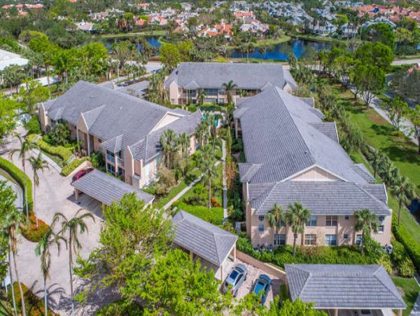 Naples Condo 970905