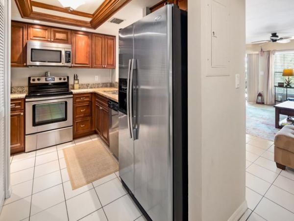 Naples Condo 970906