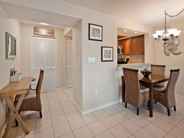 Naples Condo 970906
