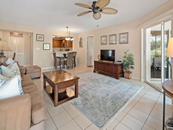 Naples Condo 970906