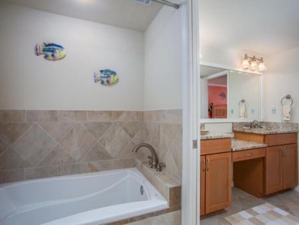 Naples Condo 970906