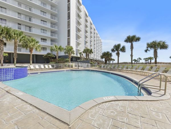 Destin Beachfront Vacation Rental – Three King Bedrooms in Miramar Beach