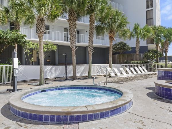 Destin Beachfront Vacation Rental – Three King Bedrooms in Miramar Beach