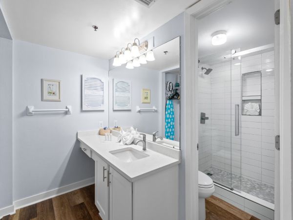 Destin Beachfront Vacation Rental – Three King Bedrooms in Miramar Beach