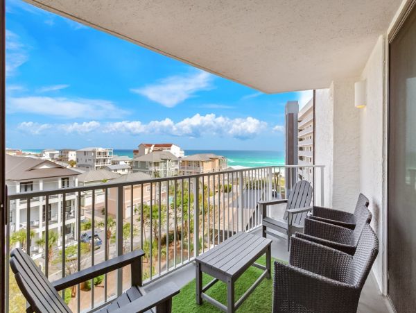 Destin Beachfront Vacation Rental – Three King Bedrooms in Miramar Beach